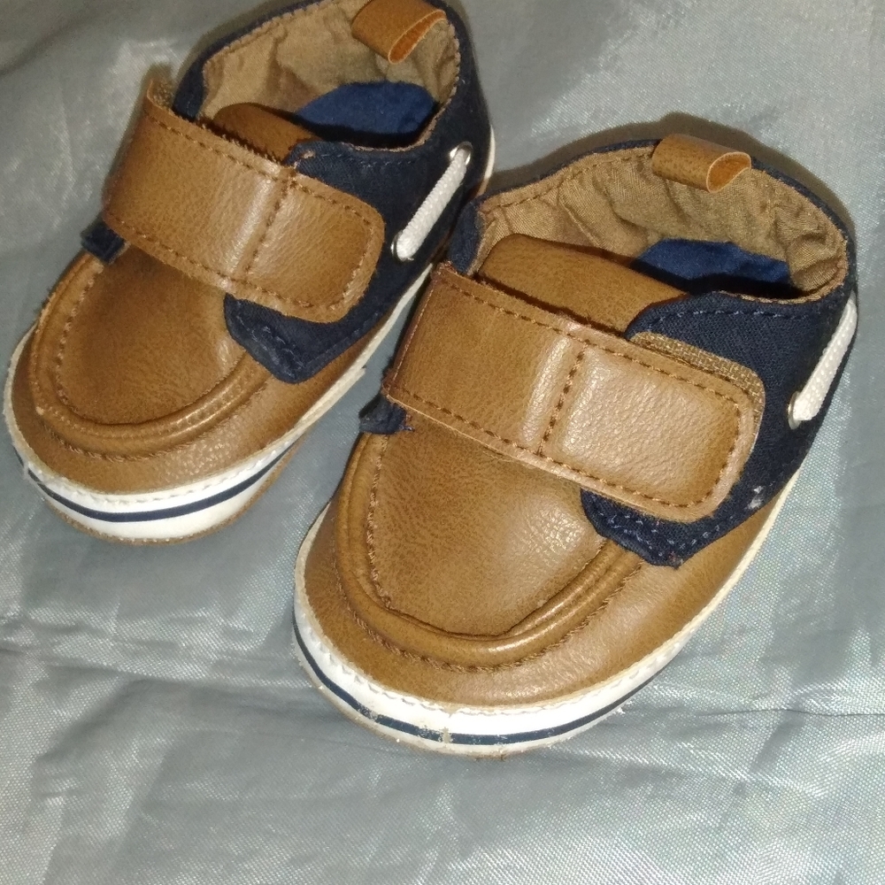 NWOT Baby boys shoes